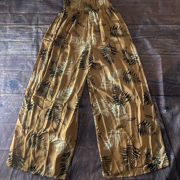 Rusty Leaf Romper - Picture 7 of 11